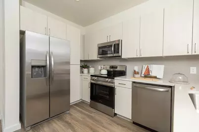 1690 North Loop #218, Houston, TX 77009 - Photo 5