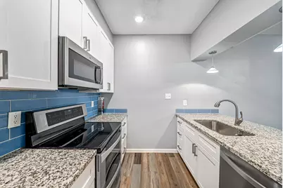 7095 N Holiday Drive, Galveston, TX 77550 - Photo 7