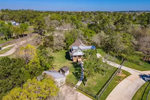 12216 Pine Ln, Dickinson, TX 77539 - Photo 47