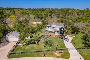 12216 Pine Ln, Dickinson, TX 77539 - Photo 1