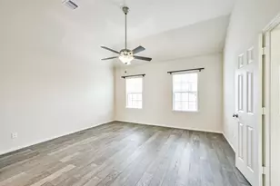 1504 Peyton Oaks Pl, Houston, TX 77043 - Photo 29