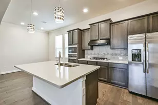 1504 Peyton Oaks Pl, Houston, TX 77043 - Photo 19