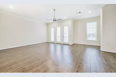 1504 Peyton Oaks Place, Houston, TX 77043 - Photo 11