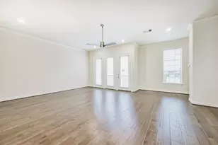 1504 Peyton Oaks Pl, Houston, TX 77043 - Photo 11