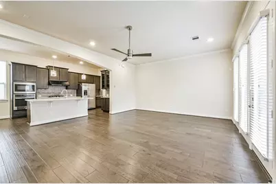 1504 Peyton Oaks Place, Houston, TX 77043 - Photo 13
