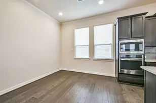 1504 Peyton Oaks Pl, Houston, TX 77043 - Photo 25