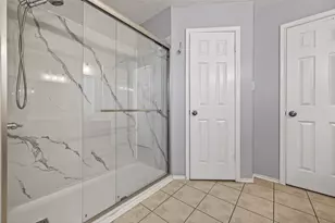 10610 Wayward Wind Ln, Houston, TX 77064 - Photo 41