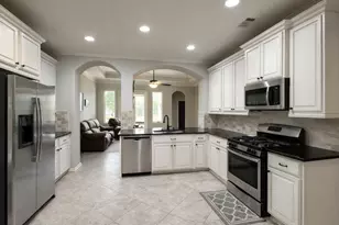 115 Red Eagle Ct, Montgomery, TX 77316 - Photo 9