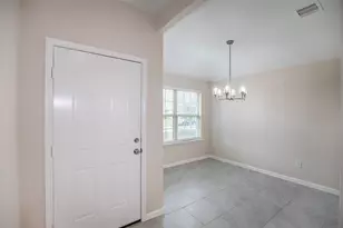 8215 Oakleaf Meadow Ct, Rosharon, TX 77583 - Photo 5