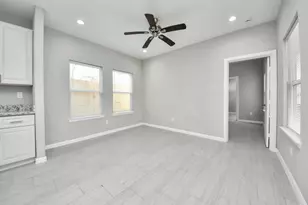 4011 Elmwood St, Houston, TX 77051 - Photo 9