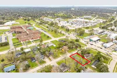 103 Huisache Street, Lake Jackson, TX 77566 - Photo 5