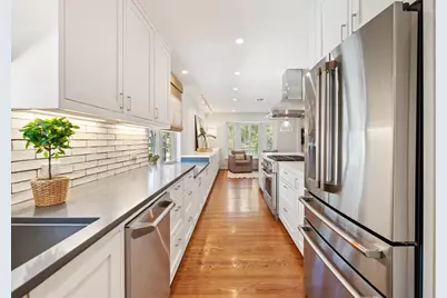 875 Glenchester Drive, Houston, TX 77079 - Photo 11