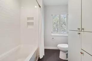 875 Glenchester Dr, Houston, TX 77079 - Photo 29