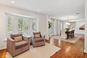 875 Glenchester Dr, Houston, TX 77079 - Photo 7