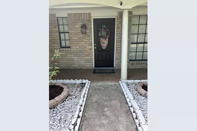 3110 Settlers Way Boulevard, Sugar Land, TX 77479 - Photo 3
