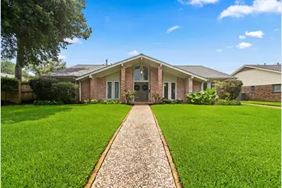 10735 Cedar Creek Drive, Houston, TX 77042 - Photo 1