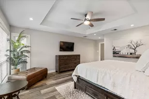 10735 Cedar Creek Dr, Houston, TX 77042 - Photo 17
