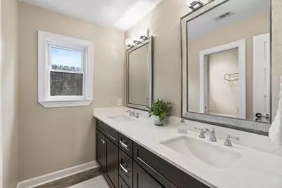 10735 Cedar Creek Drive, Houston, TX 77042 - Photo 23