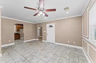 5646 Belmark St, Houston, TX 77033 - Photo 15