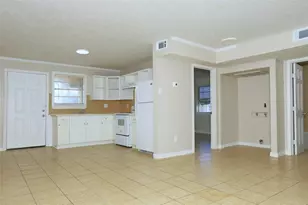 123 W 6th St, Freeport, TX 77541 - Photo 3