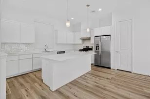 1526 Ojeman Rd, Houston, TX 77055 - Photo 7