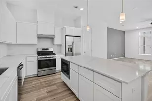 1526 Ojeman Rd, Houston, TX 77055 - Photo 5