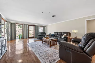 6211 Grovewood Lane, Houston, TX 77008 - Photo 11