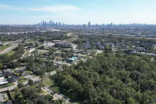 6211 Grovewood Ln, Houston, TX 77008 - Photo 45