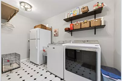 6211 Grovewood Lane, Houston, TX 77008 - Photo 27