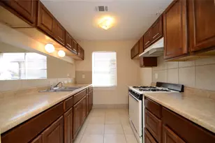 722 Odessa Ct, Houston, TX 77060 - Photo 7