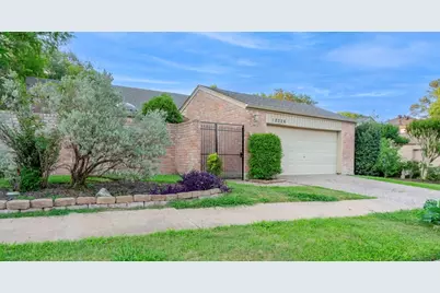 12226 Ravenmoor Drive, Houston, TX 77077 - Photo 27