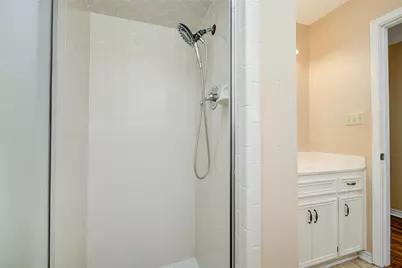 433 Southern Oaks Drive, Lake Jackson, TX 77566 - Photo 29