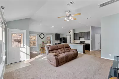 14726 Meadow Acre Trail, Houston, TX 77049 - Photo 11