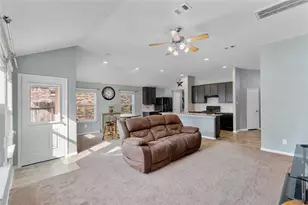 14726 Meadow Acre Trl, Houston, TX 77049 - Photo 11