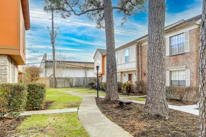 17114 Beaver Springs Drive #8, Houston, TX 77090 - Photo 5