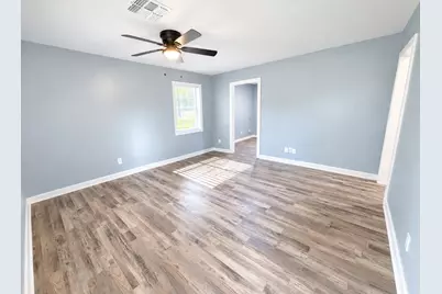 316 Johnson St, Brenham, TX 77833 - Photo 5