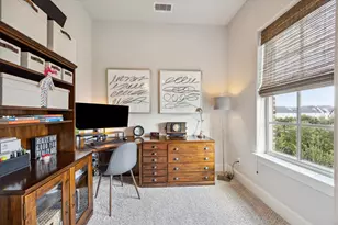 9634 Kings Cross Station, Houston, TX 77045 - Photo 13