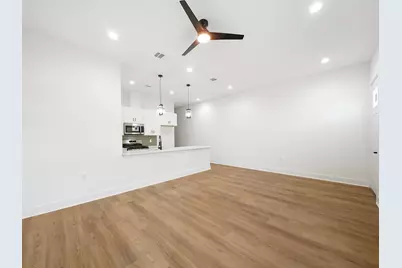 3907 Falls Street, Houston, TX 77026 - Photo 5