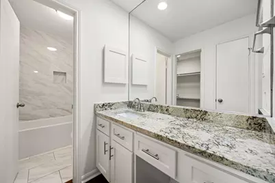 2829 Timmons Lane #130, Houston, TX 77027 - Photo 11