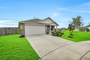 521 Maple Bnd Ln, La Marque, TX 77568 - Photo 9