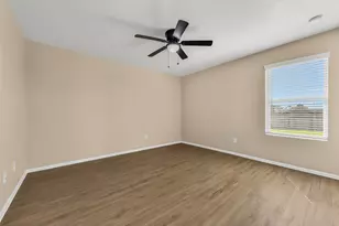 521 Maple Bnd Ln, La Marque, TX 77568 - Photo 23
