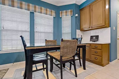 9407 Walnut Brook Court, Houston, TX 77040 - Photo 11