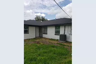 7406 Saint Louis Street, Houston, TX 77028 - Photo 15
