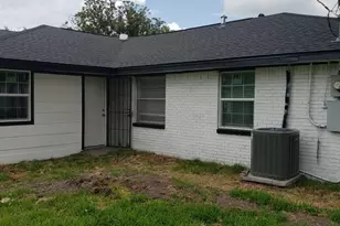 7406 St Louis St, Houston, TX 77028 - Photo 15