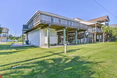 13811 Mutiny Lane, Galveston, TX 77554 - Photo 41