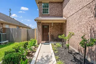 13411 Misty Sands Ln, Houston, TX 77034 - Photo 3