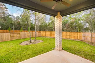 719 Campbell Xing Ct, Willis, TX 77318 - Photo 35