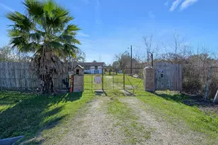 1954 Fm 160 Road N, Liberty, TX 77575 - Photo 5