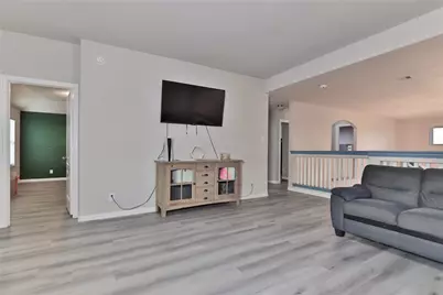 107 Forest Bend Court, Clute, TX 77531 - Photo 25