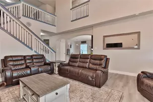 107 Frst Bnd Ct, Clute, TX 77531 - Photo 11